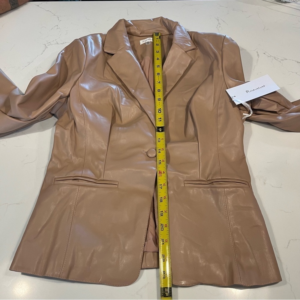 Rosevelvet Taupe Faux Leather Blazer Medium - Picture 10 of 16